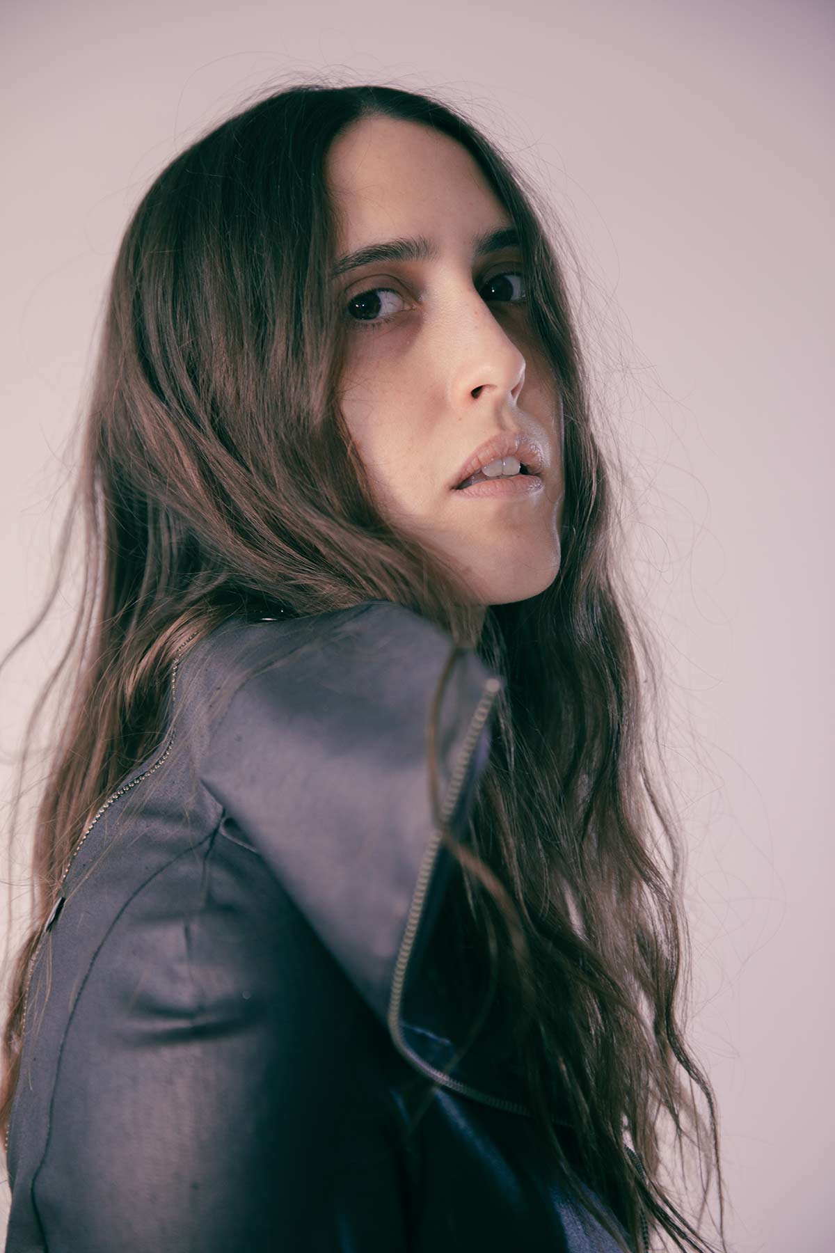 HELENA HAUFF digital coverstory